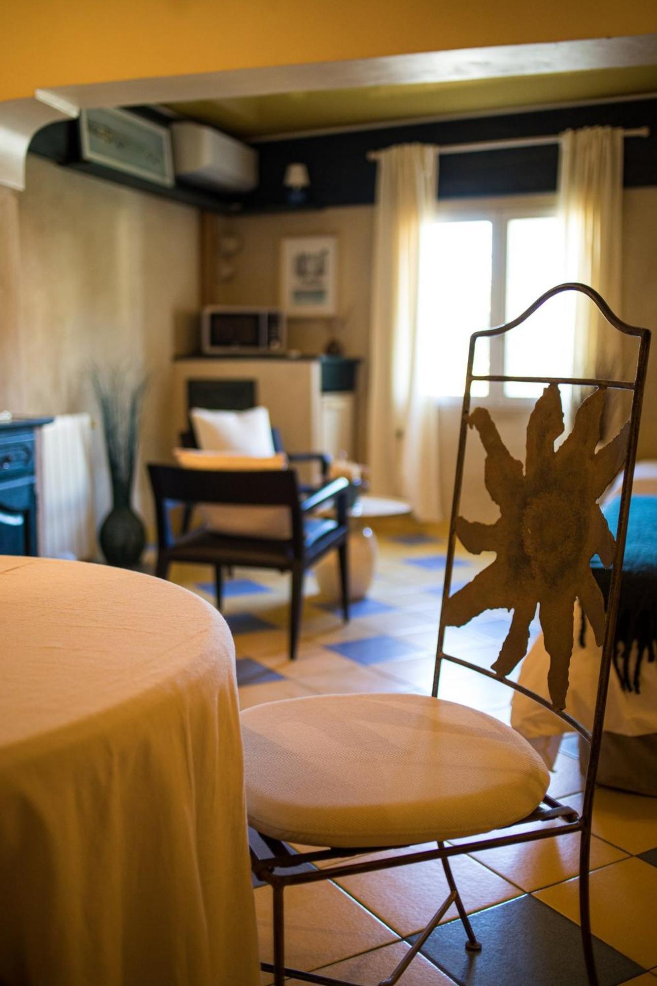 In Provence Hotel - Experience Atypique Venelles Zewnętrze zdjęcie