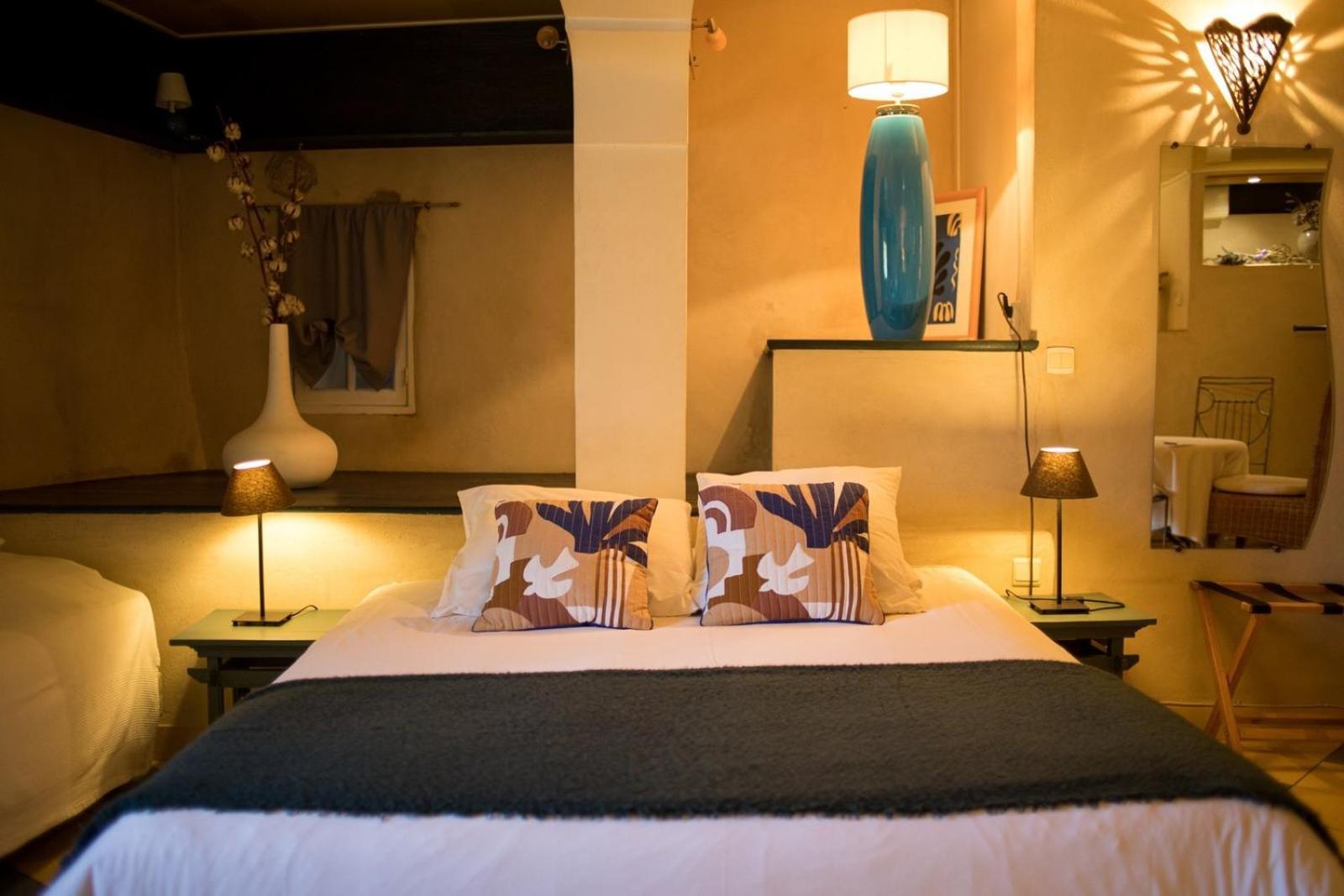 In Provence Hotel - Experience Atypique Venelles Zewnętrze zdjęcie