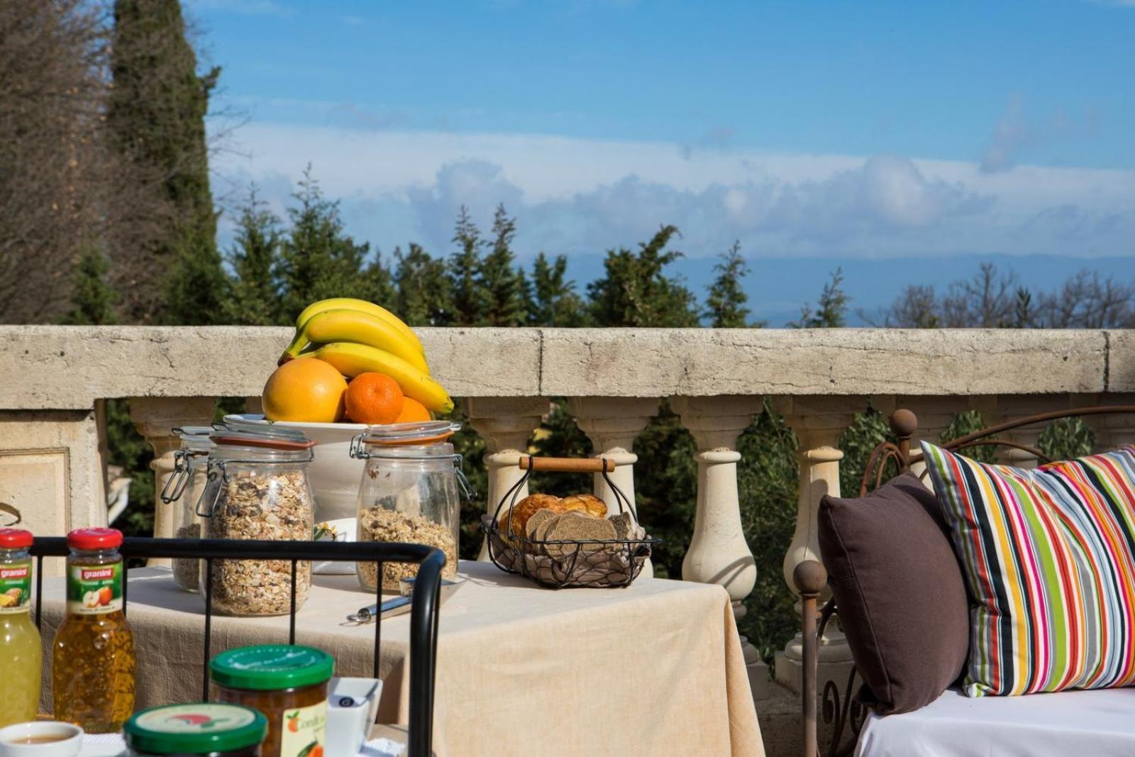 In Provence Hotel - Experience Atypique Venelles Zewnętrze zdjęcie